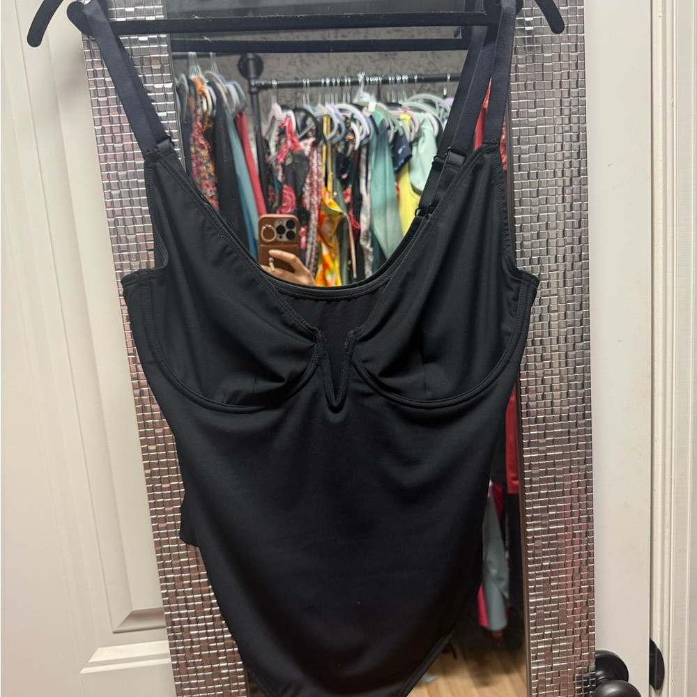 POPILUSH Shapewear⏳ Deep V-Neck Low Back Sculpting‎ Thong Bodysuit - Picture 4 of 6
